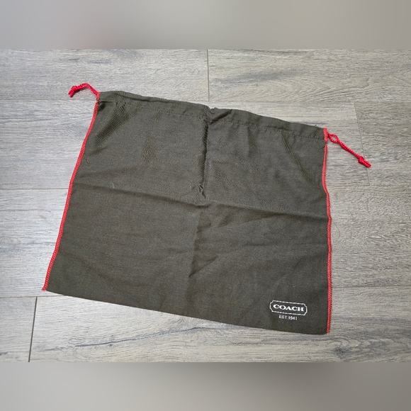 Vintage Coach Slim Saddlebag Black Leather Hippie Boho Classic *Dustbag Included - Picture 2 of 13